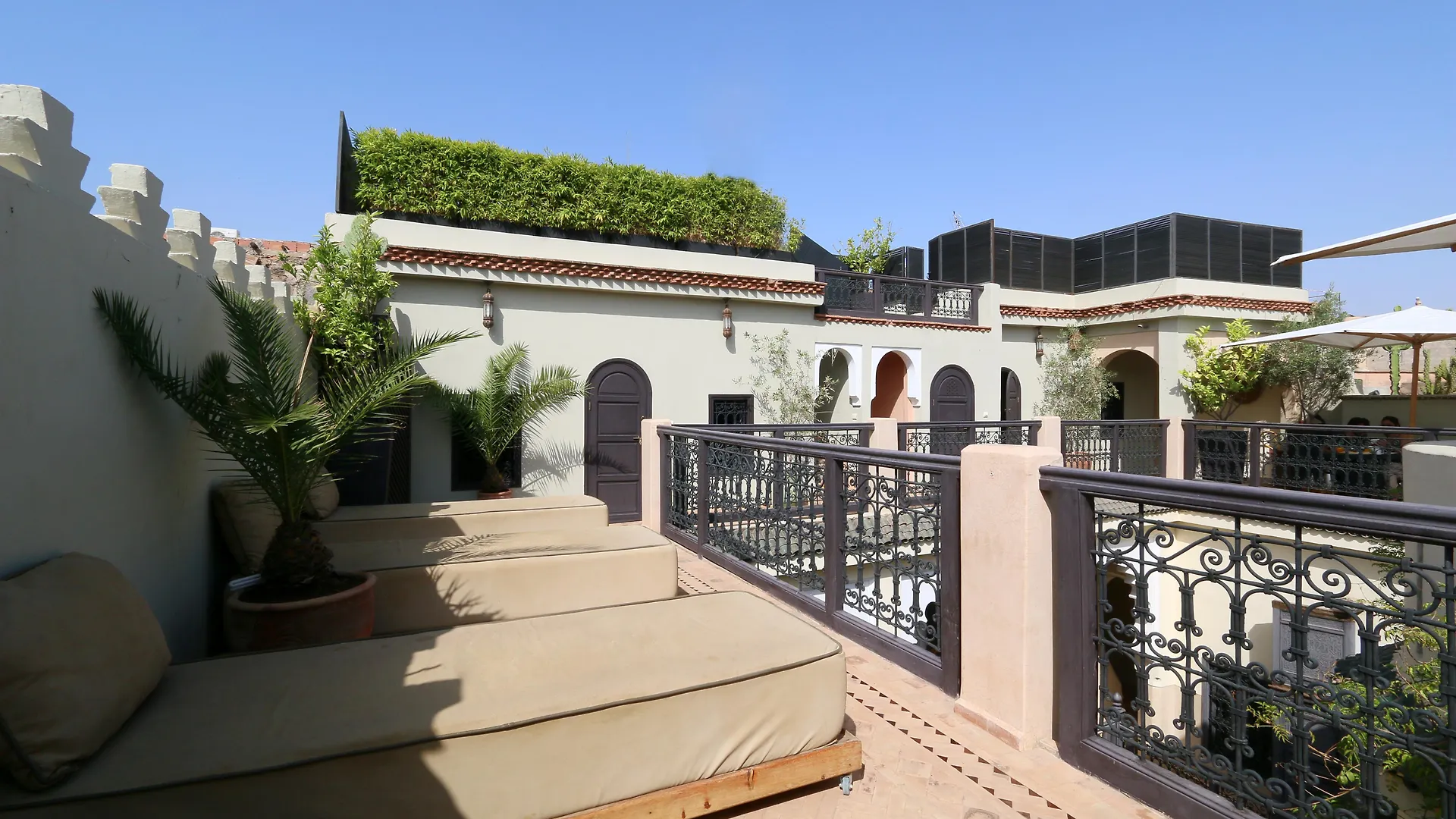Riad Ambre Et Epices Marrakesh Maroc
