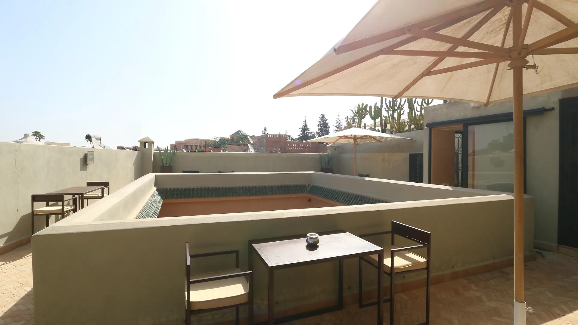 Riad Ambre Et Epices Marrakesh 5*,