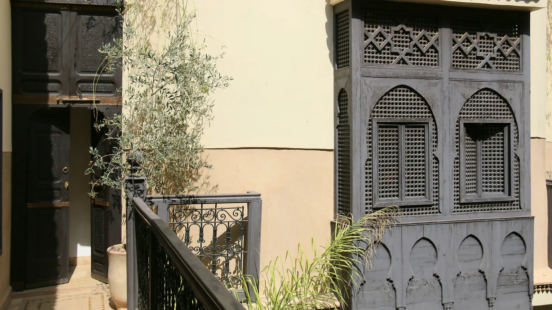 Riad Ambre Et Epices Marrakesh Maroc